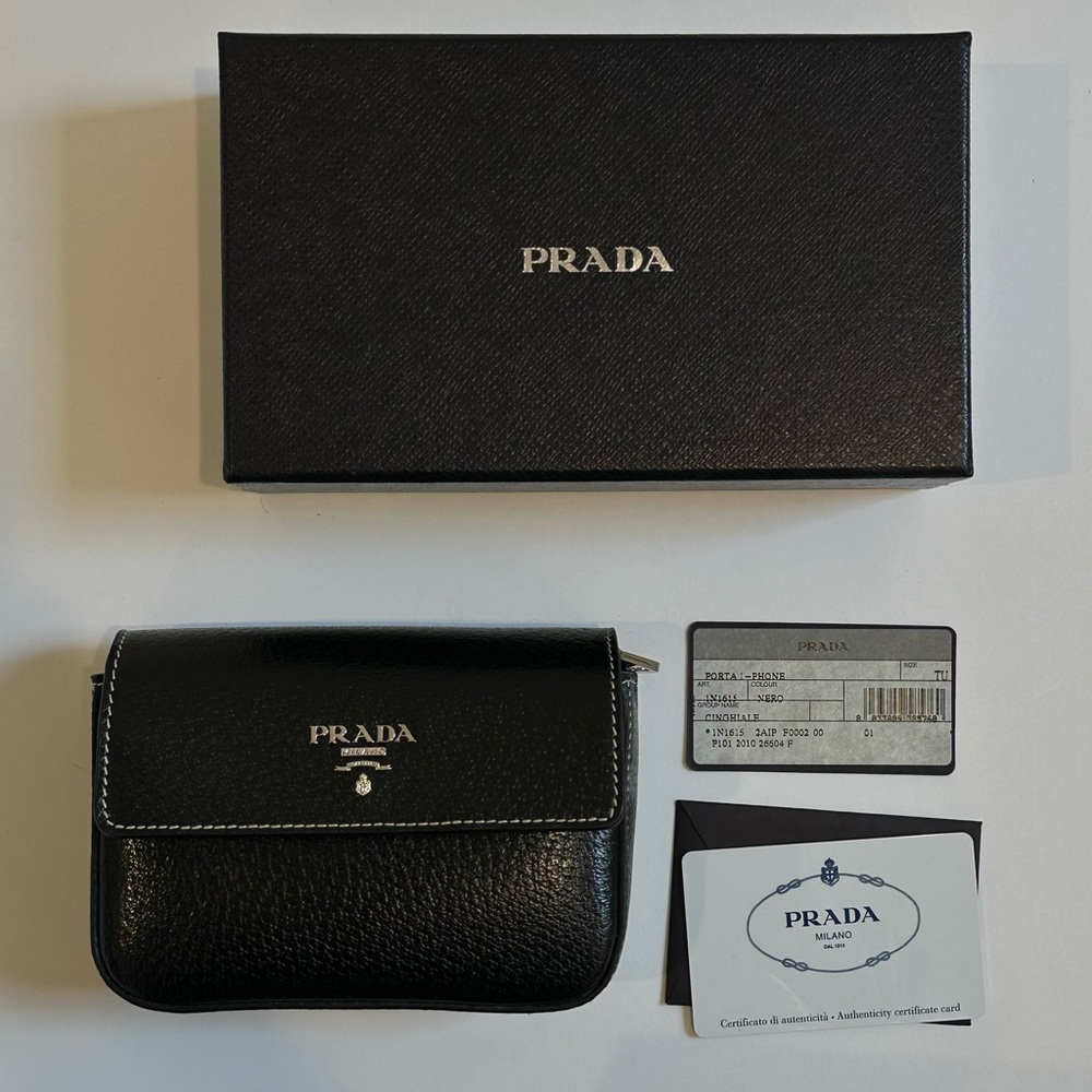 Prada Wallet Perfect Condition - image 1